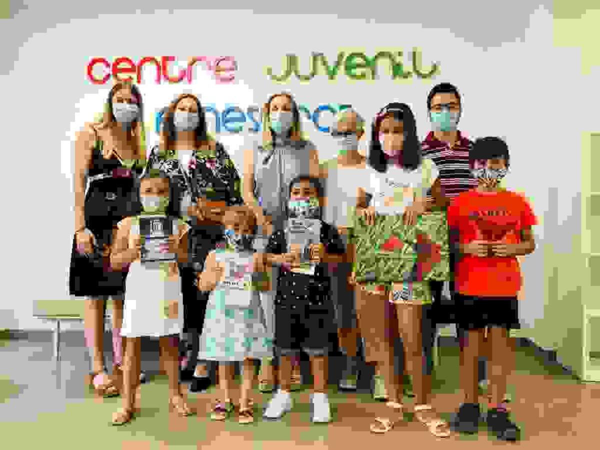 Entrega de premios del concurso "Pinta una poesía" en el Centre Juvenil Finestrat