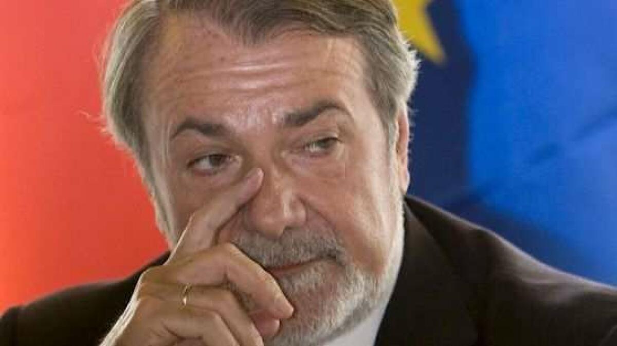 Mayor Oreja: "El único riesgo que tenemos en España es que la ruptura está ganando a la reforma"