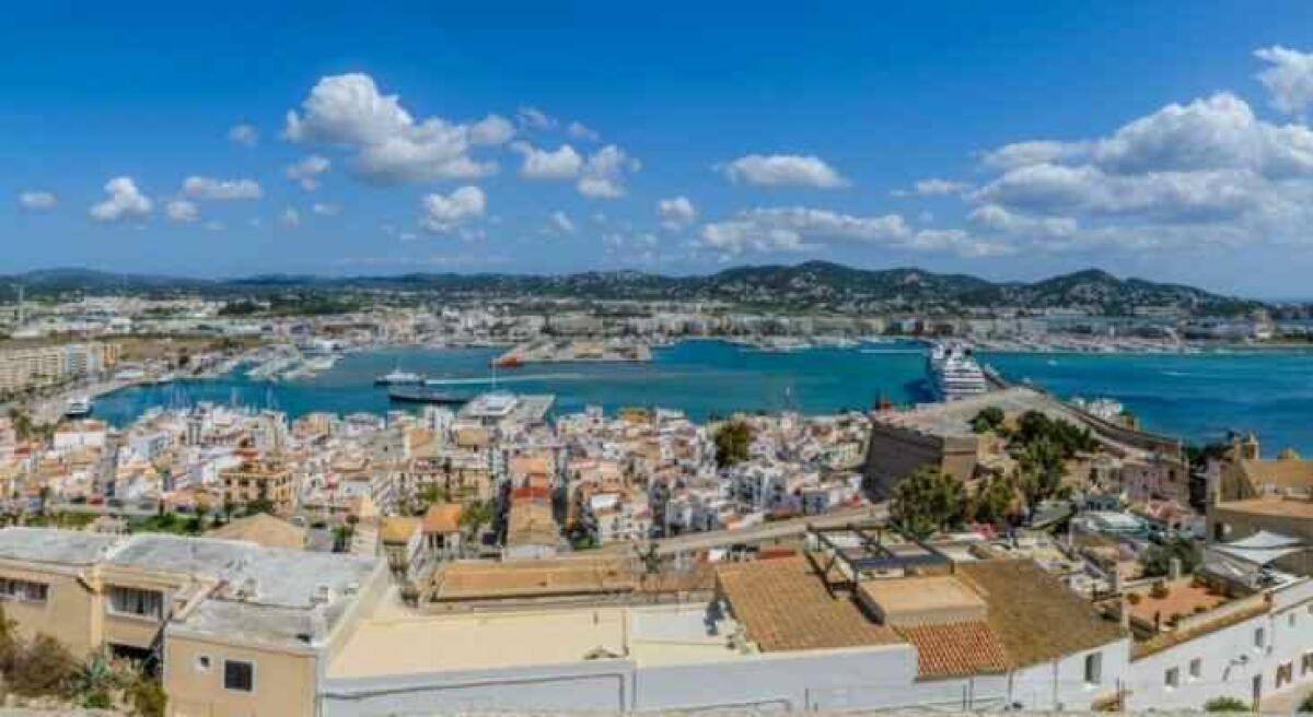 El veto turístico de Alemania a España "no ayuda nada a vender", según los hoteleros de Ibiza