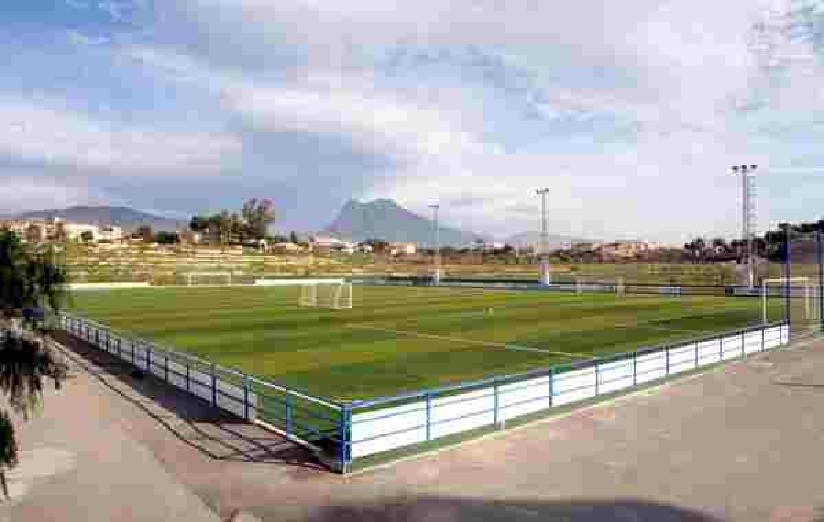 El nuevo césped artificial del campo de fútbol José Lloret Pérez ‘Calsita’ de la Vila contará con la calidad FIFA
