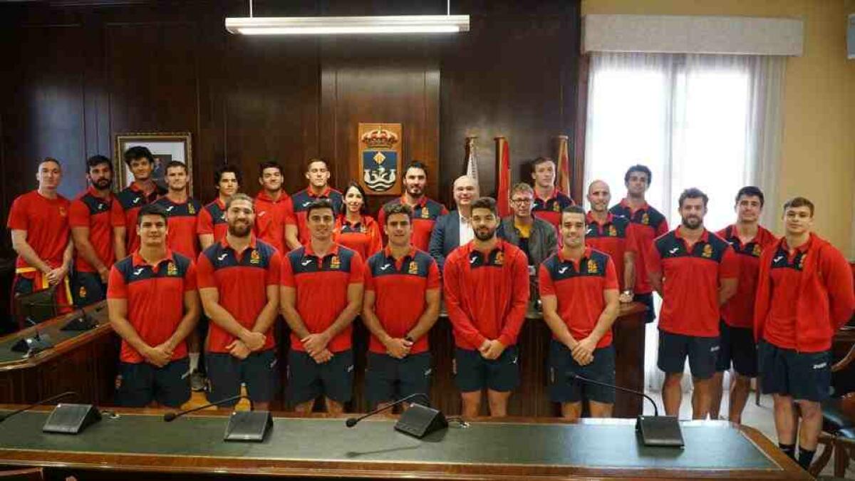 El Ayuntamiento de la Vila recibe la visita de la selección española de Rugby ‘Leones7s’