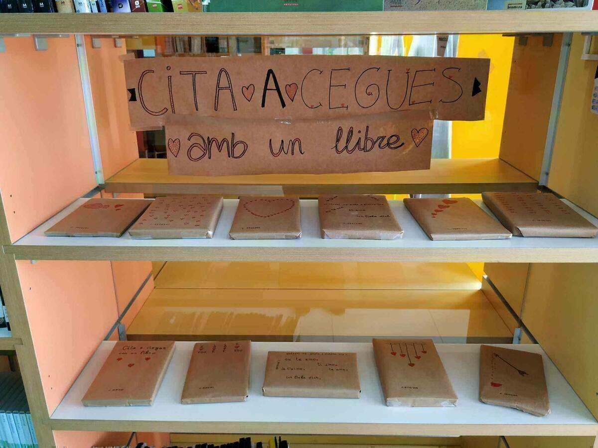  Callosa / La Biblioteca Municipal l’Espill organiza una ‘Cita a ciegas con un libro’ con motivo de San Valentín