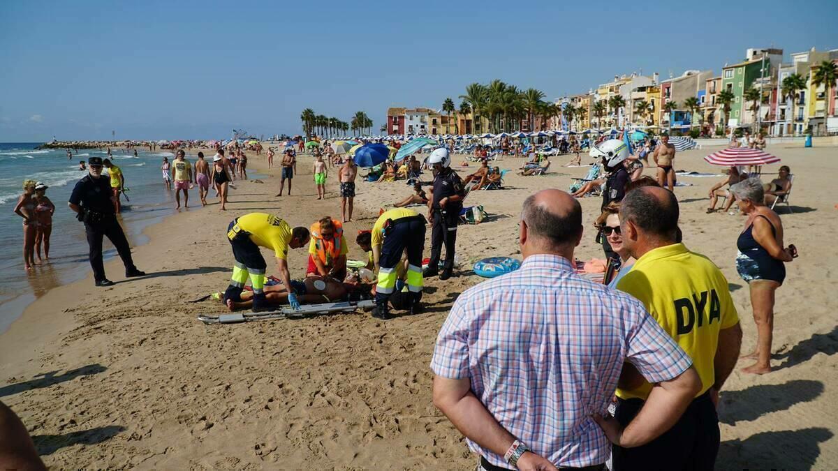 La Vila Joiosa realiza un simulacro de socorrismo en la Playa Centro