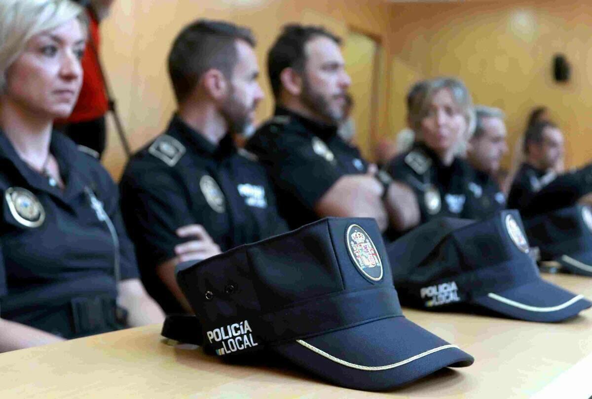 Benidorm incorpora 13 agentes interinos que reforzarán la plantilla de la Policía Local hasta final de año