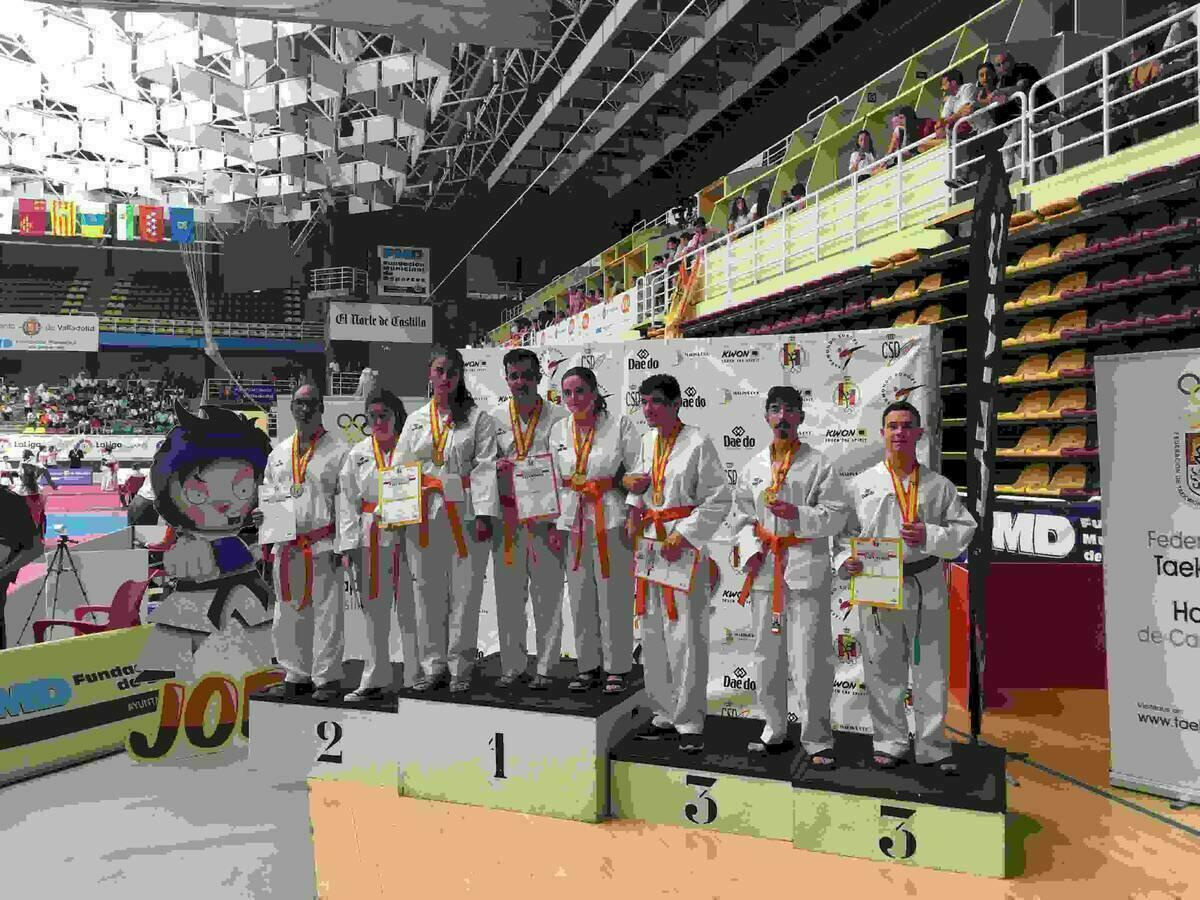 La Vila // El equipo de ParaTaekwondo del Centro Les Talaies obtiene excelentes resultados en el Campeonato de España