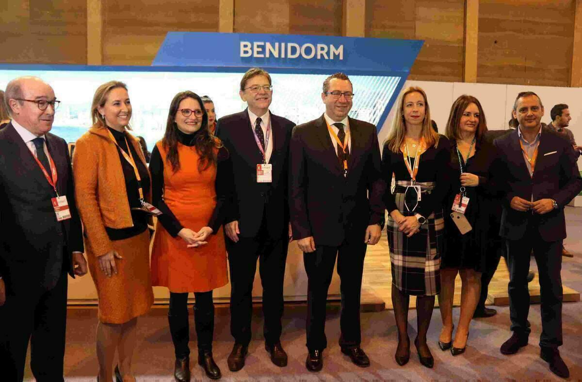 El presidente de la Generalitat felicita a Benidorm por su certificación como primer DTI del mundo