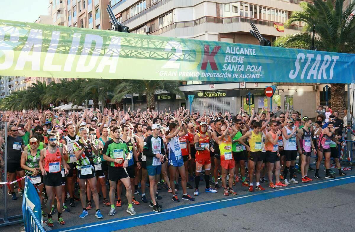 La Diputación convierte la ‘III Gran Carrera del Mediterráneo’ en una media maratón homologada.