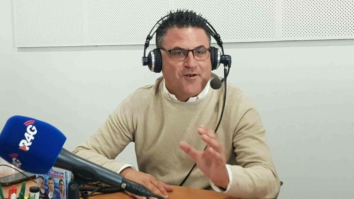 Manolo Saz Planelles entrevista a José Ramón González de Zárate.
