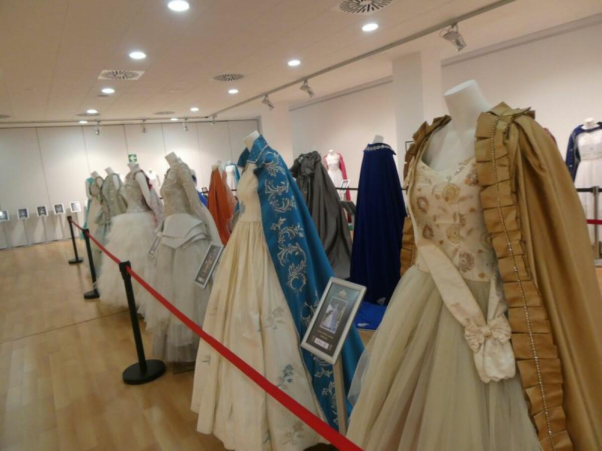   “L’Exposició de Vestits de Reina. 50é aniversari”  finaliza el 2 de septiembre