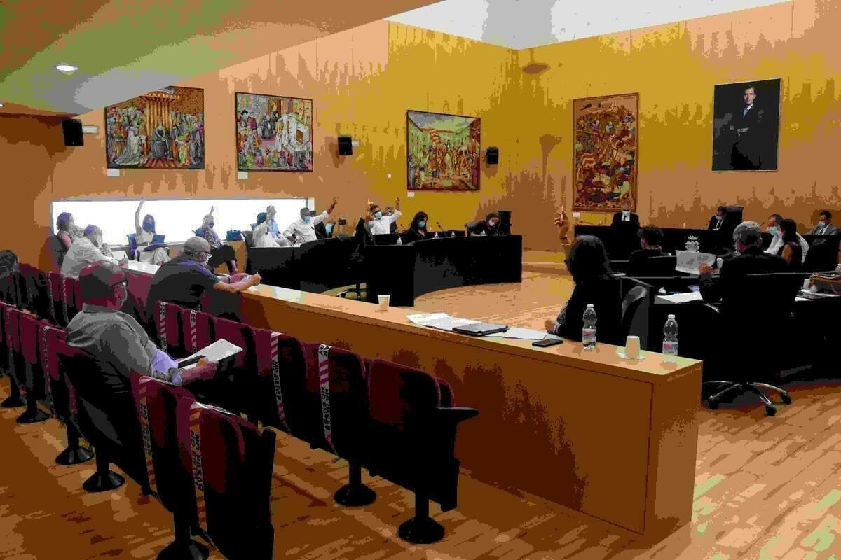 Benidorm suspende el pago de mesas y sillas hasta finales de marzo de 2021 para apoyar a la hostelería