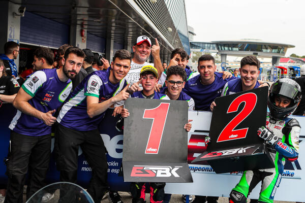 Enzo Zaragoza debuta en el Campeonato de España de Moto4 con pleno de victorias 